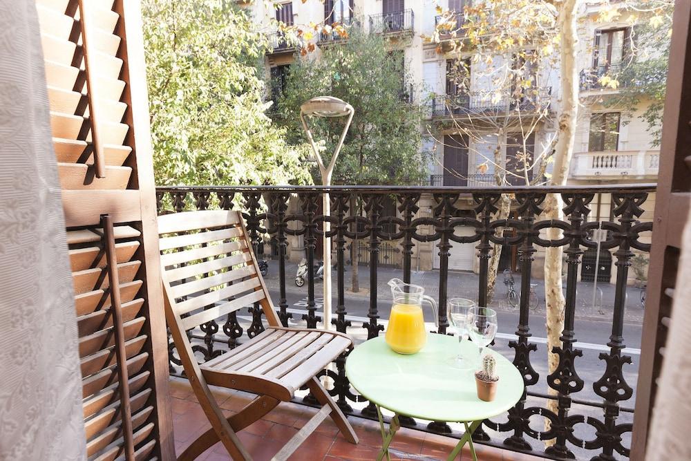 Easy Sleep Gaudi Terrace Daire Barselona Dış mekan fotoğraf